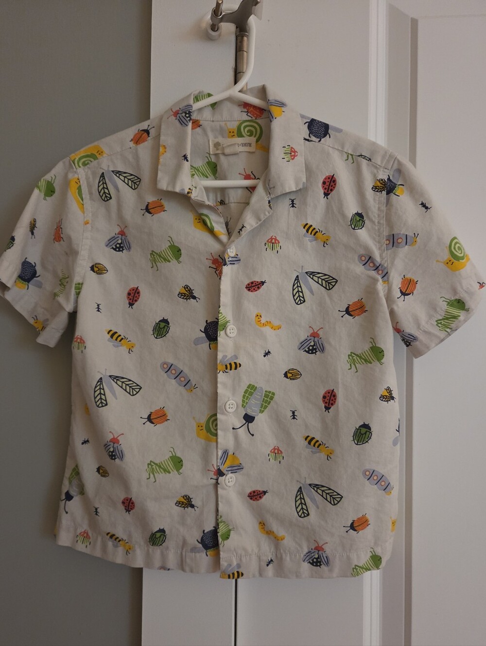 Tucker + Tate White Short-Sleeve Button-Down Shirt Bug Print - Size 4